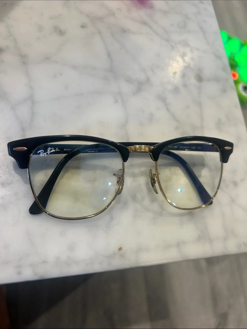 Ray-Ban Clubmaster Glasses in Black and Gold